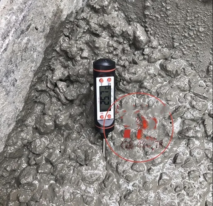 為什么不能隨意加水的混凝土，可以加冰呢？